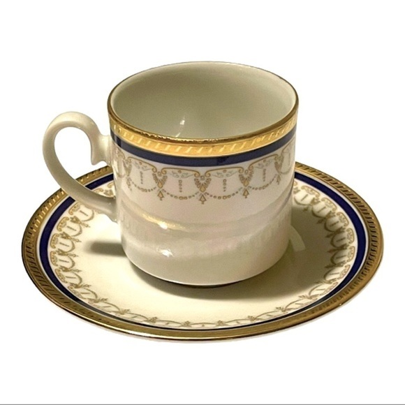DEMITASSE flat cup/saucer Tirschenreuth Bavaria Germany blue/gold gilt trim - Picture 5 of 7
